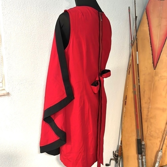❤️ Esley, BodyCon Dress with Cape-Draped Over-Lay, Lovely Red, EUC, Size Large - Picture 6 of 11